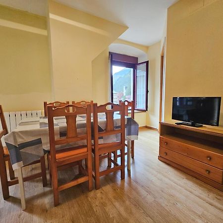 Apartamentos Canfranc 3000 מראה חיצוני תמונה