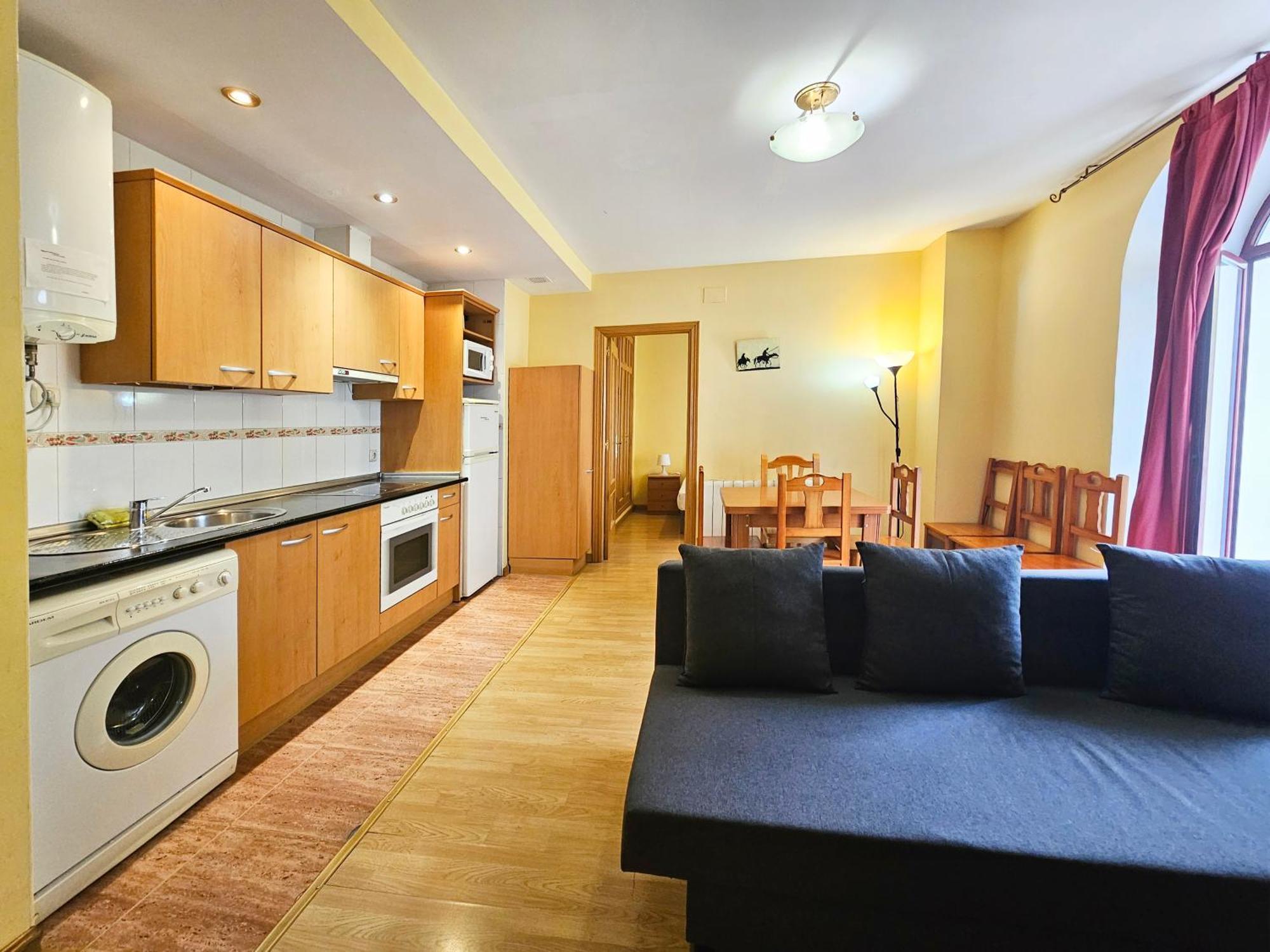 Apartamentos Canfranc 3000 מראה חיצוני תמונה