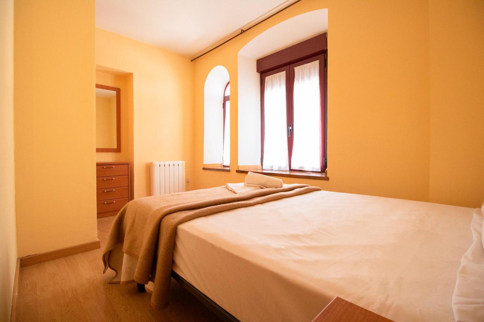 Apartamentos Canfranc 3000 מראה חיצוני תמונה